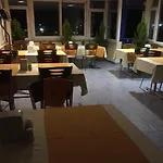 Planet Hotel
